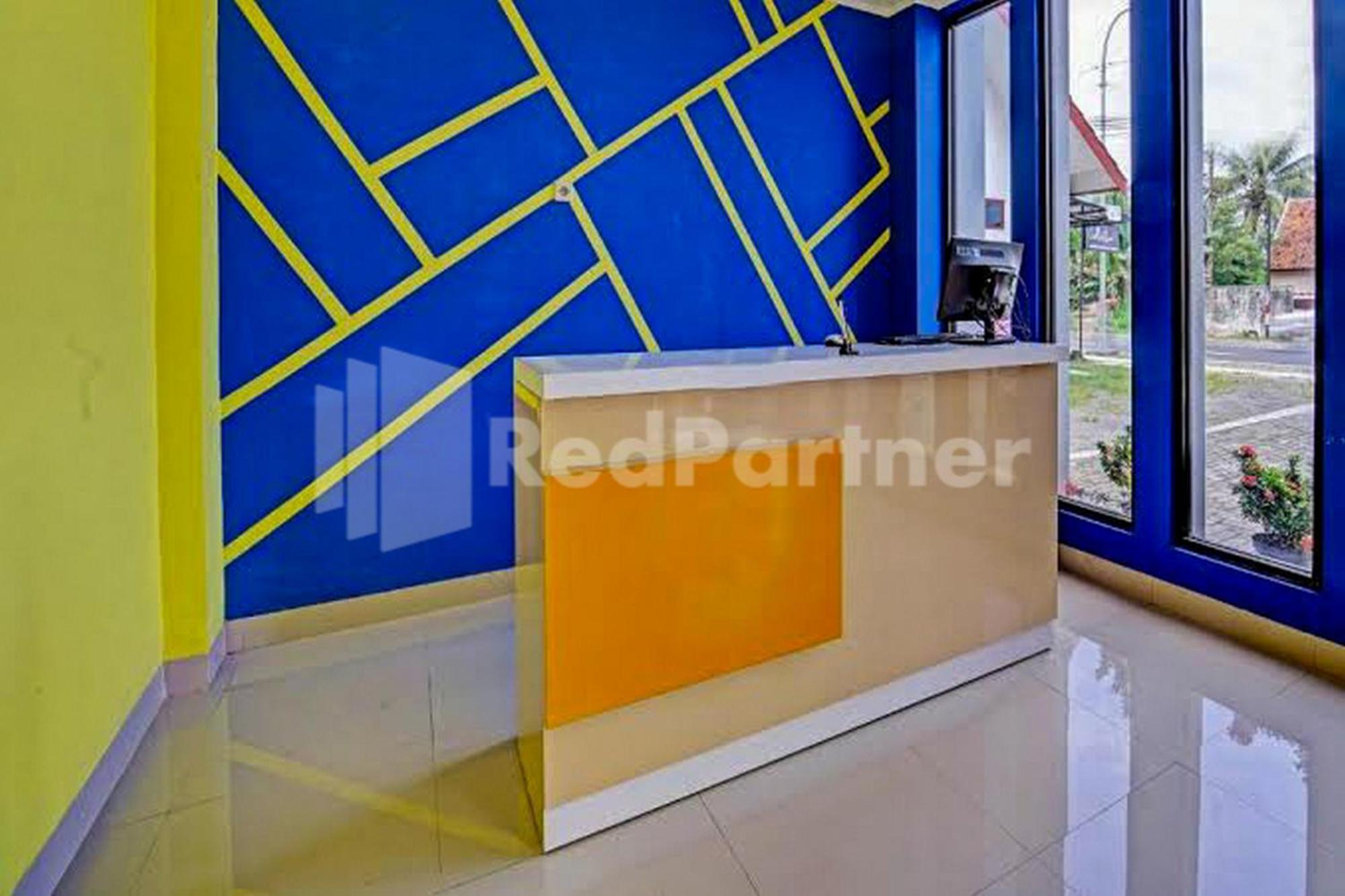 Hotel Andono Near Yia Mitra Reddoorz Temon 外观 照片