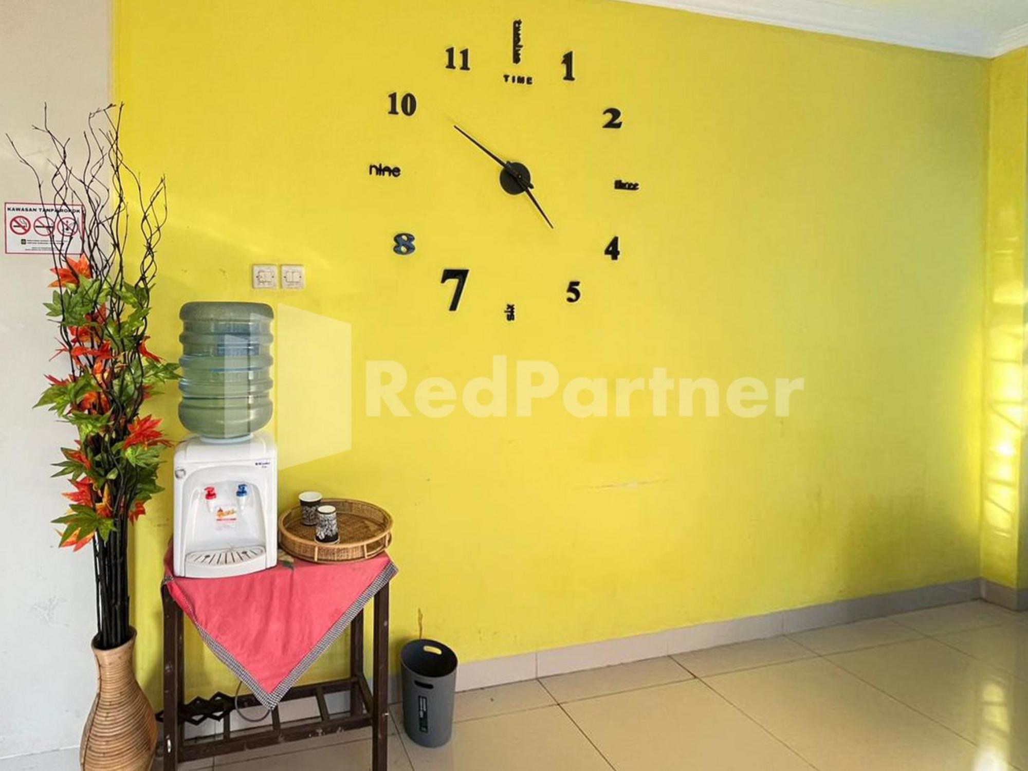 Hotel Andono Near Yia Mitra Reddoorz Temon 外观 照片